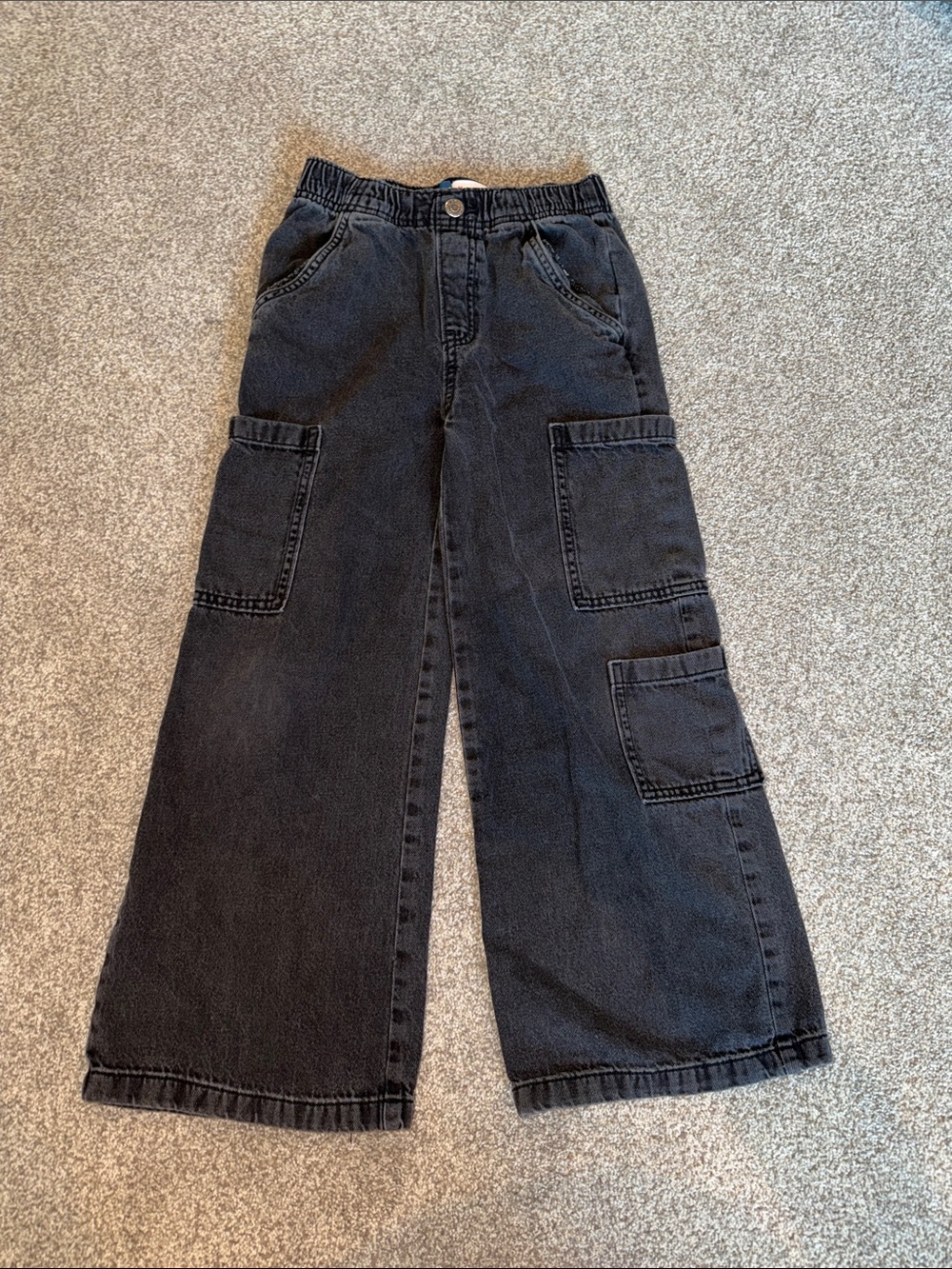 Old Navy M (8) High Rise Cargo Jean